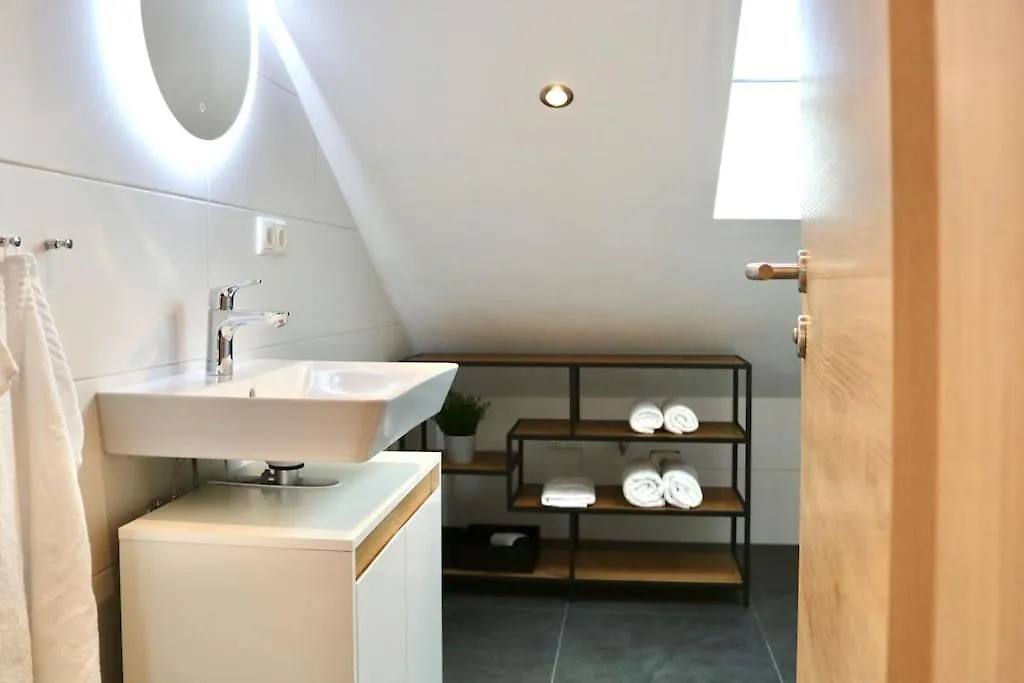 Moderne Dg-Wohnung Im Guenztal Krumbach  Krumbach (Gunzburg)